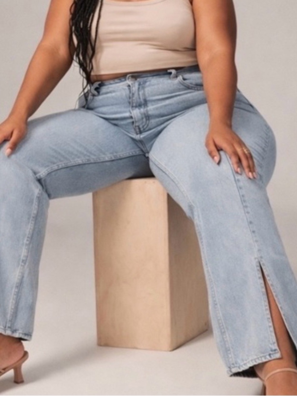 NWT Abercrombie & Fitch Curve Love 90’s Straight Jeans Front Slit 37/24